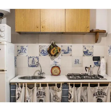 Semesterbostad Suli, Mari E Ventu